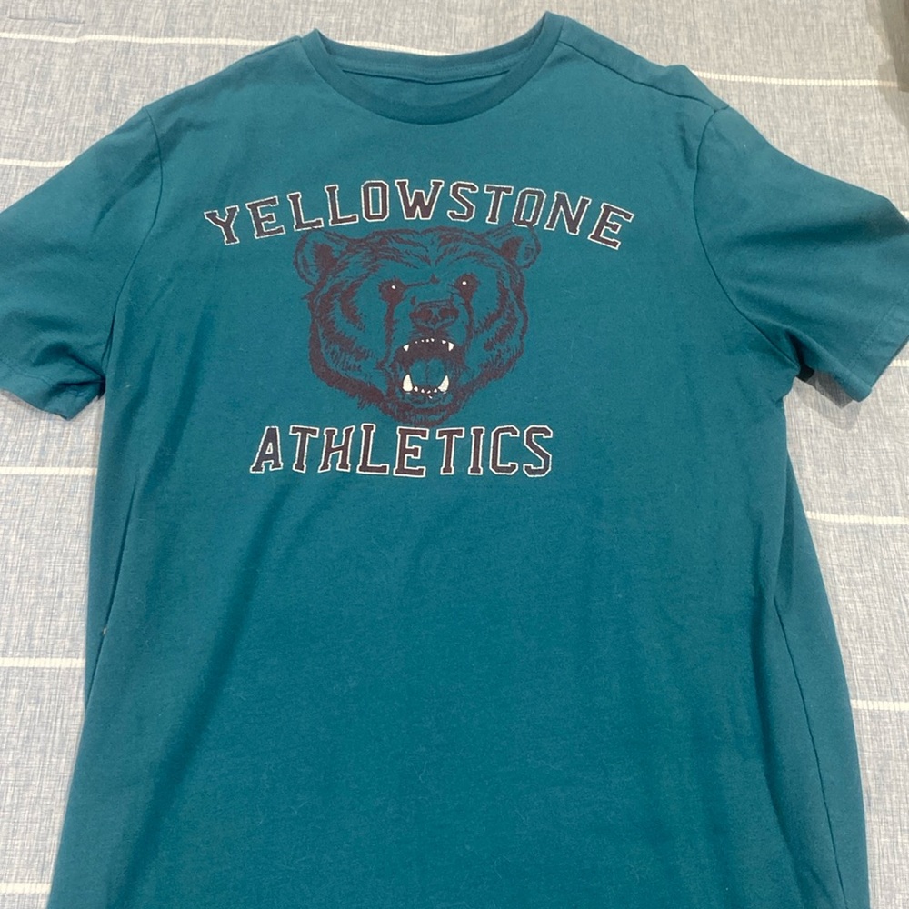 “YellowStone Athletics by Good-fellow & CO.”